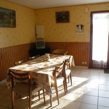 2 Chauvé